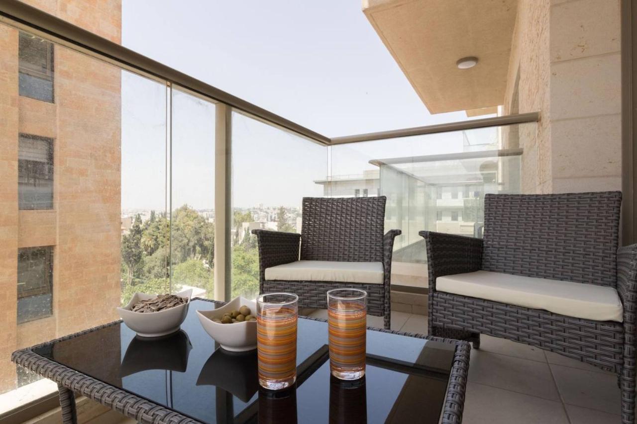 Stylish 2Br/Parking, View Over The Temple Mount Jeruzalem Buitenkant foto