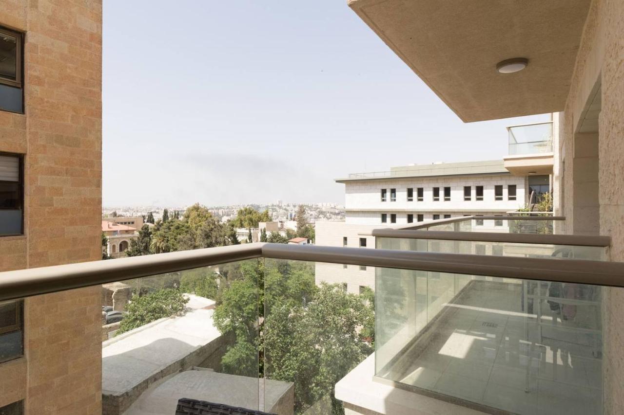 Stylish 2Br/Parking, View Over The Temple Mount Jeruzalem Buitenkant foto