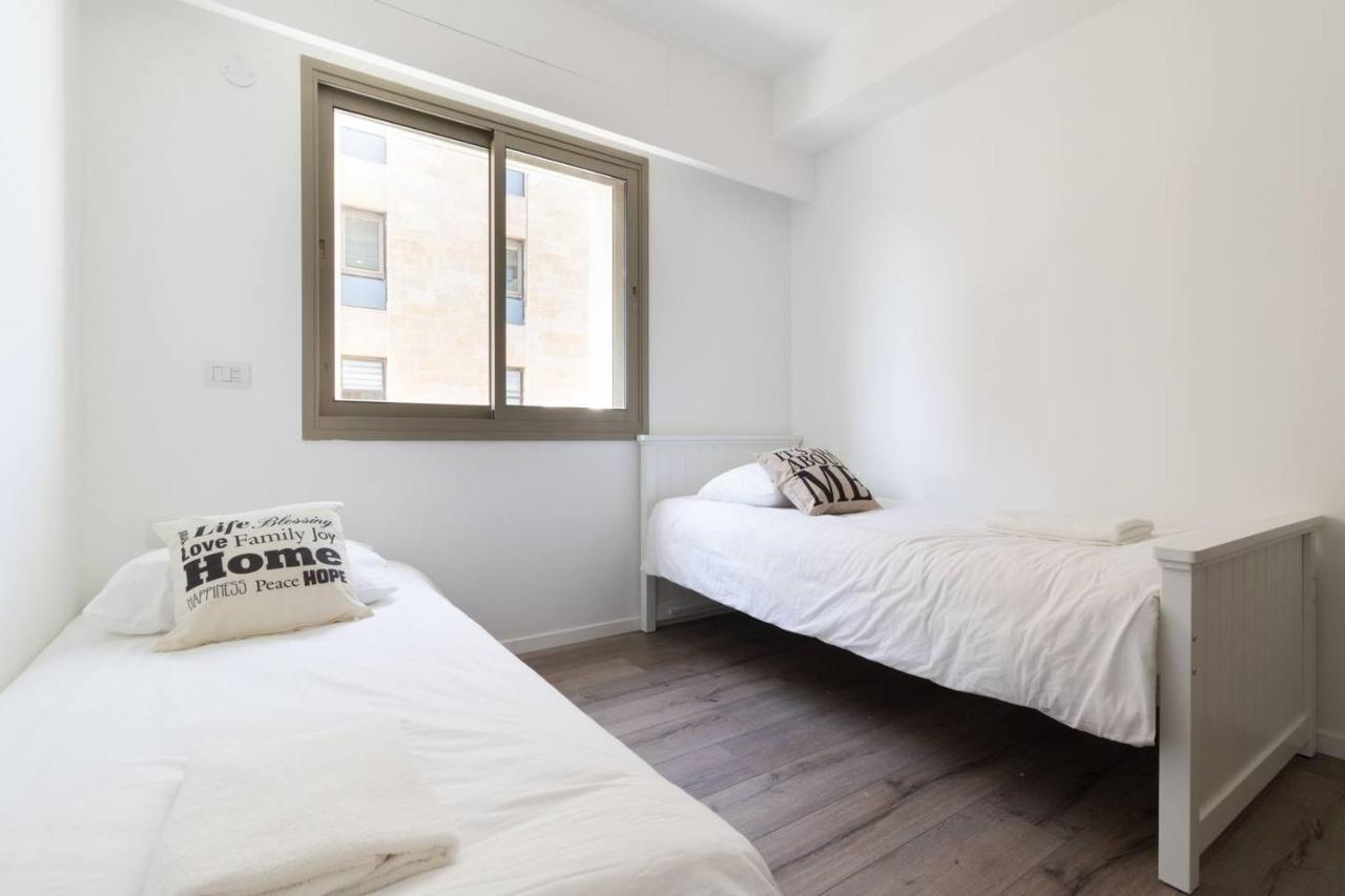 Stylish 2Br/Parking, View Over The Temple Mount Jeruzalem Buitenkant foto